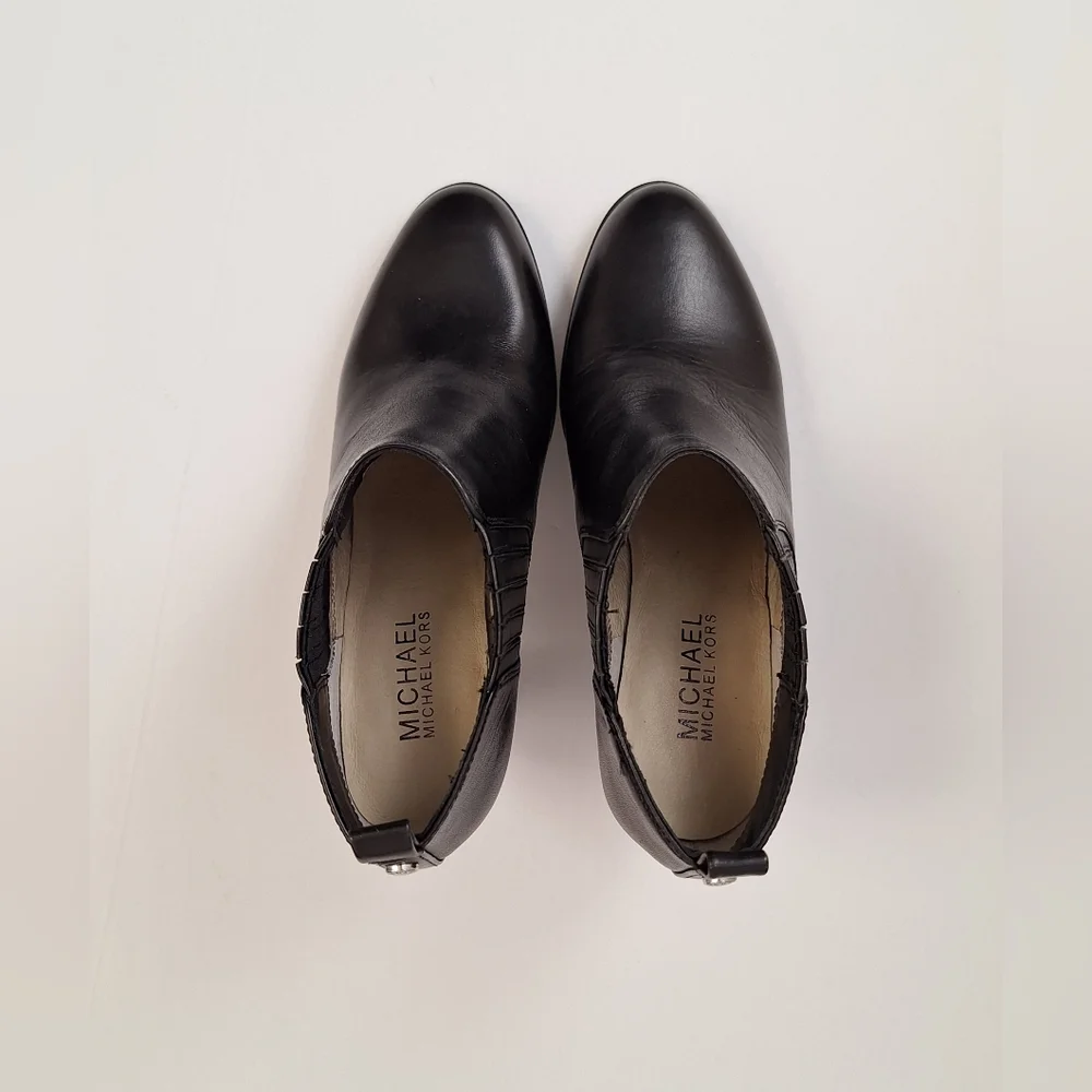 Michael Kors Leather Ankle Booties Pointed Block Heel Western Black Womens 6 NEW